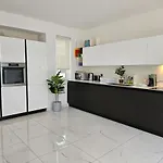 Mive Luxury Sea View Penthouse 公寓